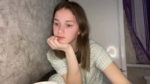 Kate online show from 04/25/26, 05:54