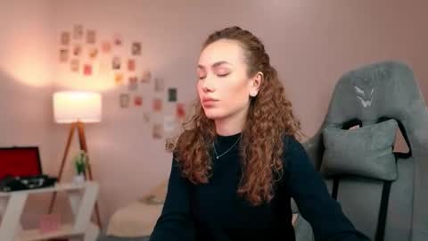 Lilly online show from 10/02/25, 01:51