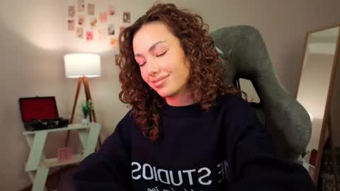 Lilly online show from 12/19/25, 01:40