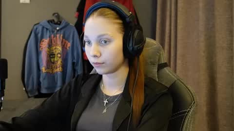 Alice online show from 11/17/25, 03:18