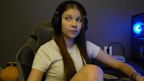 Alice online show from 12/02/25, 02:23