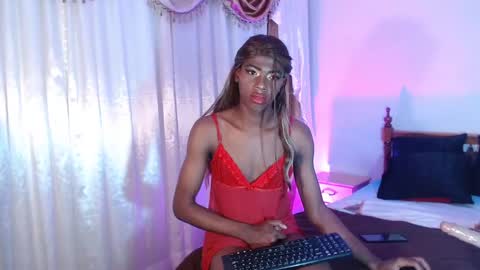Snapshot of brandi_ross_ chatting on 12/28/24, 11:59 Brandy online show from 12/28/24, 11:59