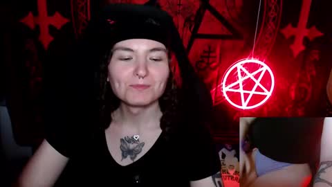 BrandiWRLD999 online show from 10/05/25, 08:18