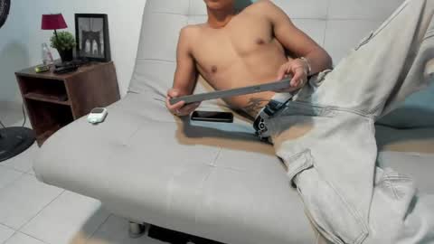 brandom_brook online show from 04/19/26, 04:12