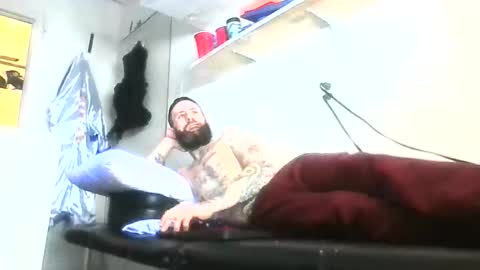 brandonchampagne7 online show from 11/23/25, 08:58