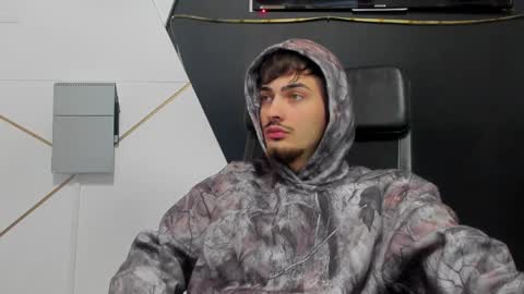 BrandonTateX online show from 03/29/26, 06:57