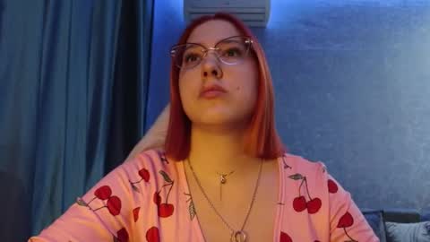 Snapshot of brandy__stars chatting on 02/02/26, 04:27 Belle online show from 02/02/26, 04:27