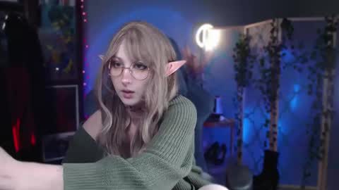 Aurorabut ur dad just calls me Rory online show from 03/12/25, 12:04