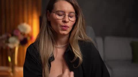 Alex online show from 11/13/25, 05:17