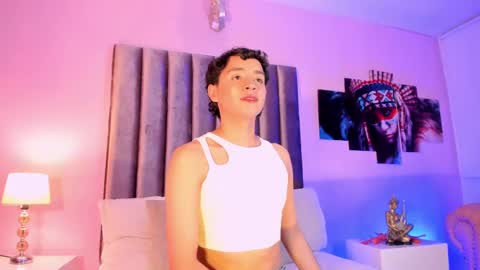   online show from 02/10/25, 01:14