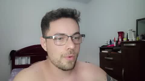 branquinhohot19 online show from 06/04/26, 07:09