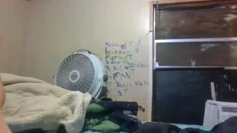 Snapshot of bratbrat23 chatting on 11/30/25, 09:35 Bay online show from 11/30/25, 09:35