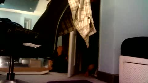 Snapshot of bratdownunder chatting on 10/25/25, 03:36 Bratdownunder online show from 10/25/25, 03:36