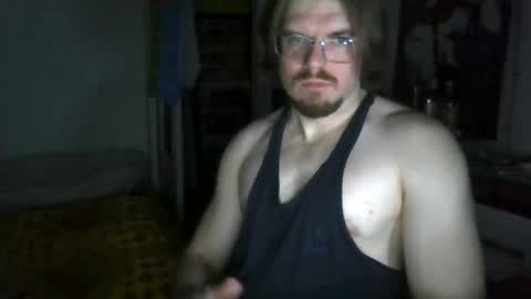 Snapshot of braveleowell chatting on 10/03/25, 03:53 braveleowell online show from 10/03/25, 03:53