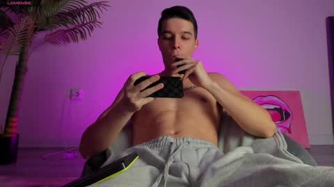 Johny Bravo online show from 01/21/25, 05:49