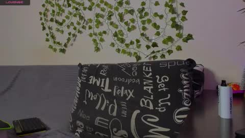 Johny Bravo online show from 12/19/25, 09:27