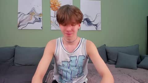 Snapshot of braxiboy chatting on 02/27/25, 02:32 Brax online show from 02/27/25, 02:32