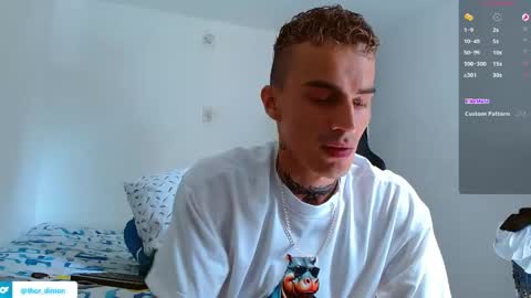 Snapshot of bray_hotboy chatting on 05/14/26, 03:30 Bray Hotboy online show from 05/14/26, 03:30