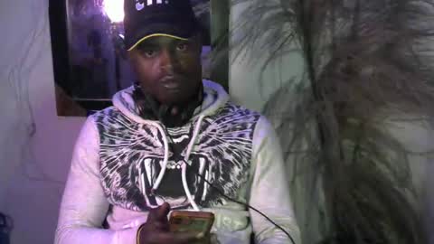 Snapshot of brayan1111x chatting on 03/04/26, 02:06 brayan1111x online show from 03/04/26, 02:06