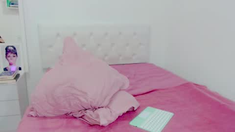 Alice online show from 11/12/25, 11:47