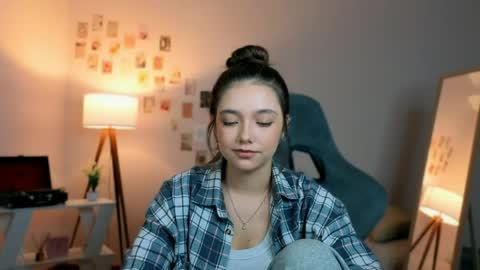 Rachel online show from 04/21/26, 07:39