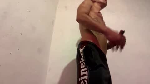 breanexe online show from 10/15/25, 08:31