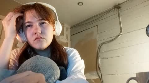 Snapshot of breannedevier chatting on 02/26/26, 11:42 Dina online show from 02/26/26, 11:42