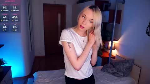 Mia Bunyard online show from 03/12/25, 05:17