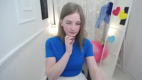Snapshot of bree_sky chatting on 05/11/26, 04:04 Bree online show from 05/11/26, 04:04