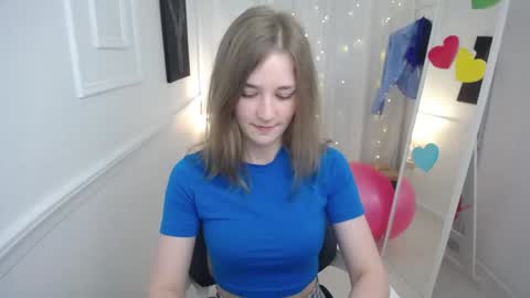 Snapshot of bree_sky chatting on 05/13/26, 11:18 Bree online show from 05/13/26, 11:18