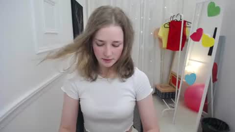 Snapshot of bree_sky chatting on 06/22/26, 11:07 Bree online show from 06/22/26, 11:07