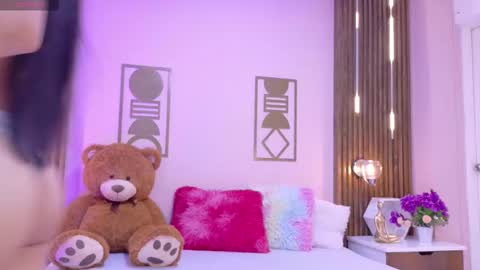 Snapshot of bree_watson chatting on 02/07/26, 12:53 Bree online show from 02/07/26, 12:53