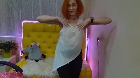 Snapshot of breeterner chatting on 01/24/25, 11:12 breeterner online show from 01/24/25, 11:12