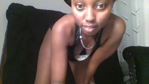 Snapshot of breezykan123 chatting on 06/13/26, 07:12 breelia online show from 06/13/26, 07:12