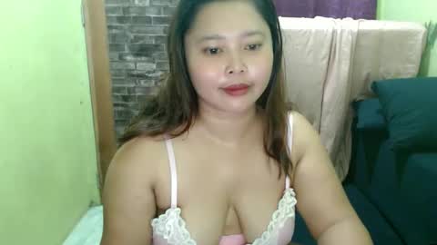 Snapshot of breliantes chatting on 05/17/26, 11:45 breliantes online show from 05/17/26, 11:45