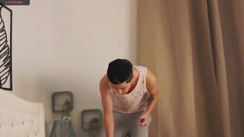 Snapshot of brell_line chatting on 02/11/25, 04:46 Brelland online show from 02/11/25, 04:46