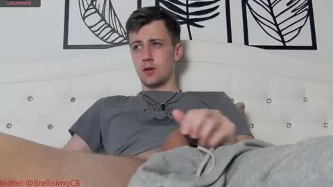 Snapshot of brell_line chatting on 03/11/25, 04:43 Brelland online show from 03/11/25, 04:43