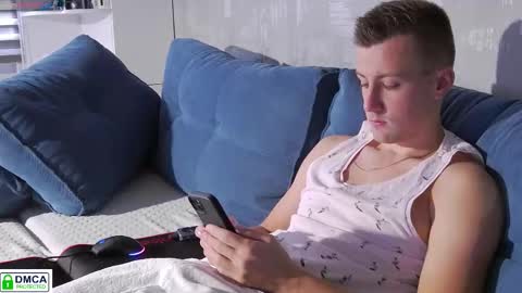 Snapshot of brell_line chatting on 09/29/25, 08:41 Brelland online show from 09/29/25, 08:41