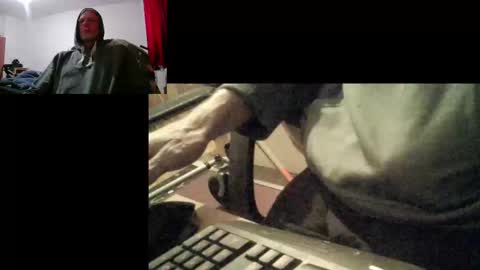 Snapshot of bremer64 chatting on 02/15/25, 10:00 bremer64 online show from 02/15/25, 10:00