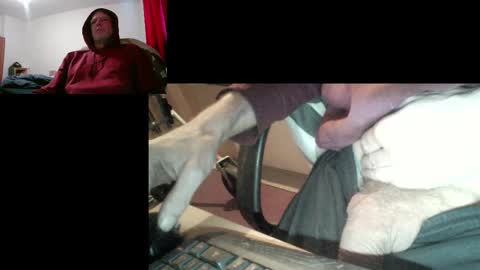 Snapshot of bremer64 chatting on 03/02/25, 07:54 bremer64 online show from 03/02/25, 07:54