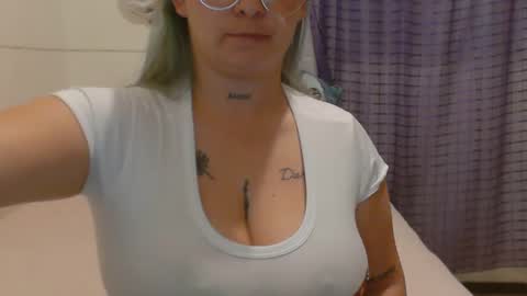 Snapshot of brenda__martin chatting on 12/18/25, 03:56 brenda__martin online show from 12/18/25, 03:56