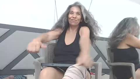 BRENDA VELASQUEZ online show from 01/26/25, 06:48