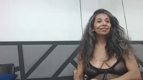 BRENDA VELASQUEZ online show from 02/22/25, 06:41