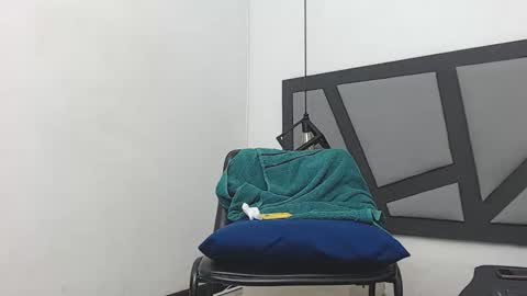 BRENDA VELASQUEZ online show from 02/23/25, 02:04