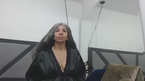 BRENDA VELASQUEZ online show from 03/08/25, 09:18