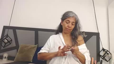 BRENDA VELASQUEZ online show from 09/30/25, 10:37