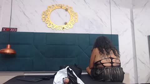 BRENDA VELASQUEZ online show from 12/04/25, 08:28