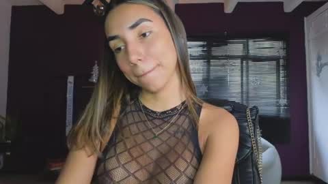 brendaaguerra online show from 12/15/24, 05:10