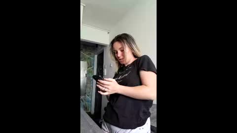 Snapshot of brendaaryas chatting on 05/01/26, 11:04 Brenda online show from 05/01/26, 11:04