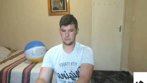 ask me lol online show from 02/11/25, 04:22